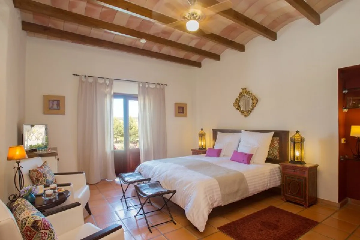 Mallorca-Hotel-Maria-de-Salud-Font-y-Roig-14