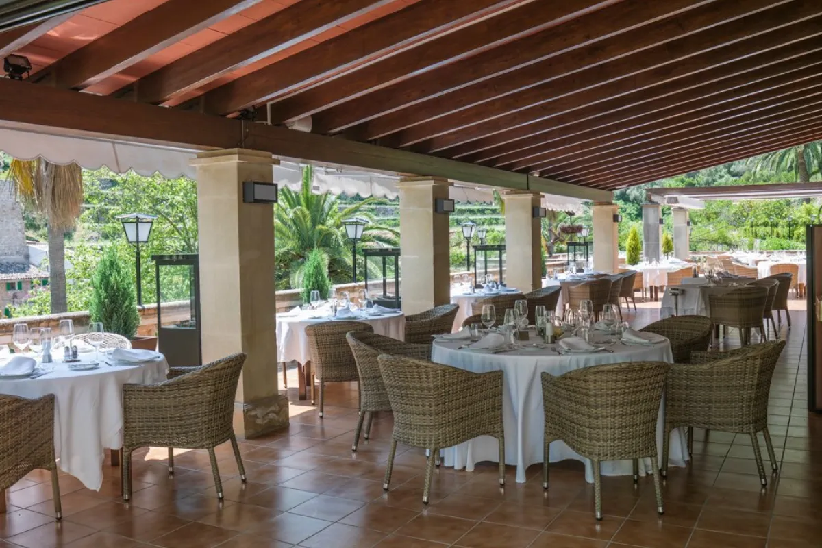 Mallorca Restaurants Deia Can Quet Terrasse 