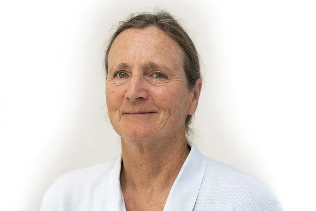 Mallorca Ärzte Dr. Hofmeister Allgemeinmedizin Akupunktur Peguera Paguera Zimmer