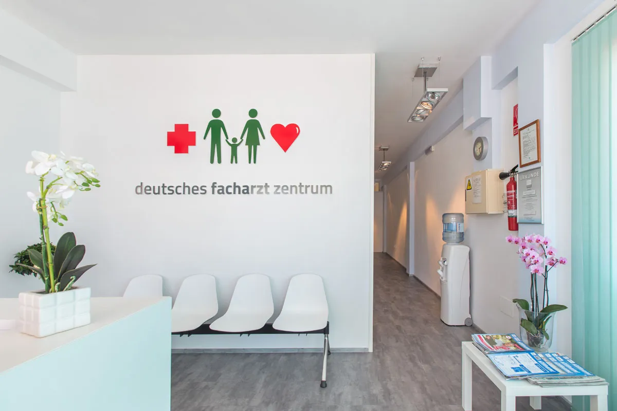 Mallorca Augenarzt Dr. Sebastian Beckers Deutsche Augenklinik Wartezimmer