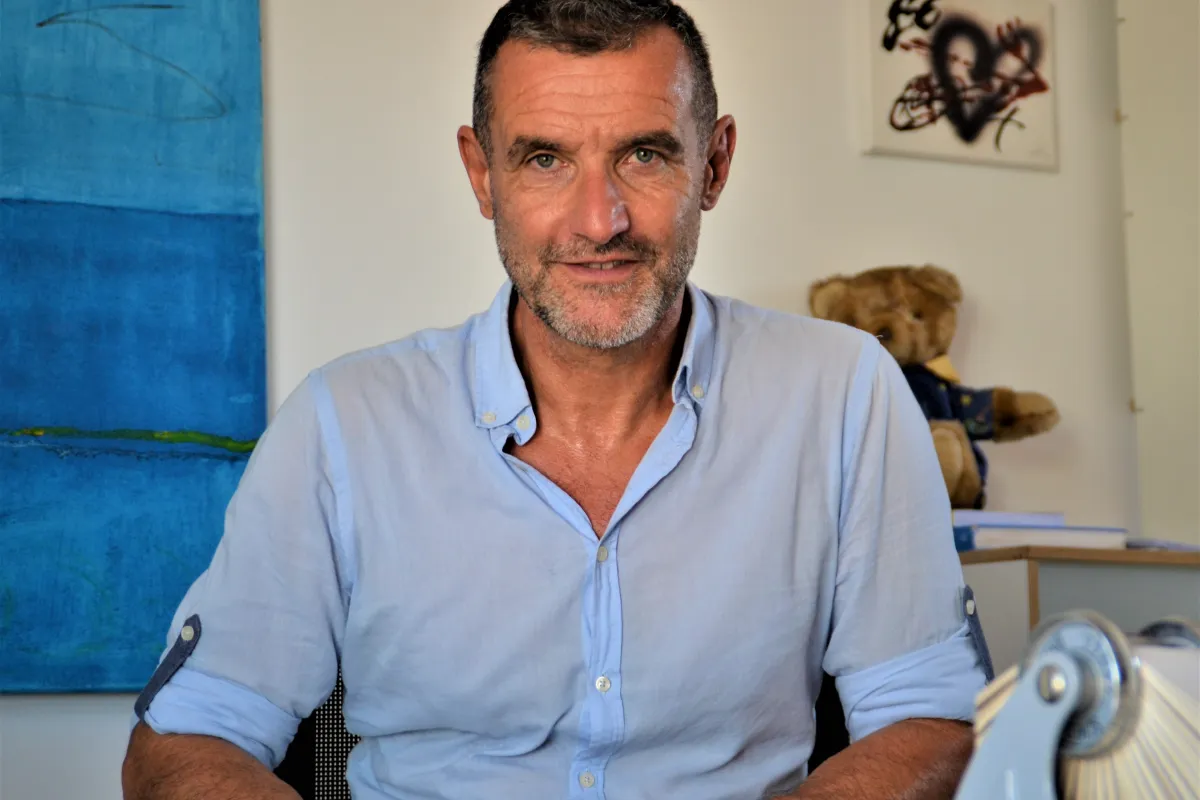 Mallorca Palma Ärzte Kinderpsychologe Dr. Joachim Schreck Porträt