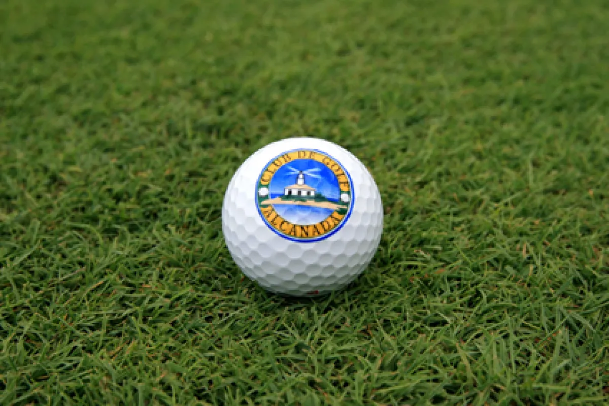 Mallorca Golfplätze Golf de Alcanada Logoball