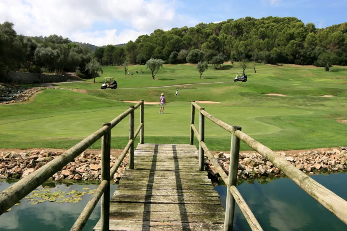 Golfplatz Son Muntaner auf Mallorca Brücke