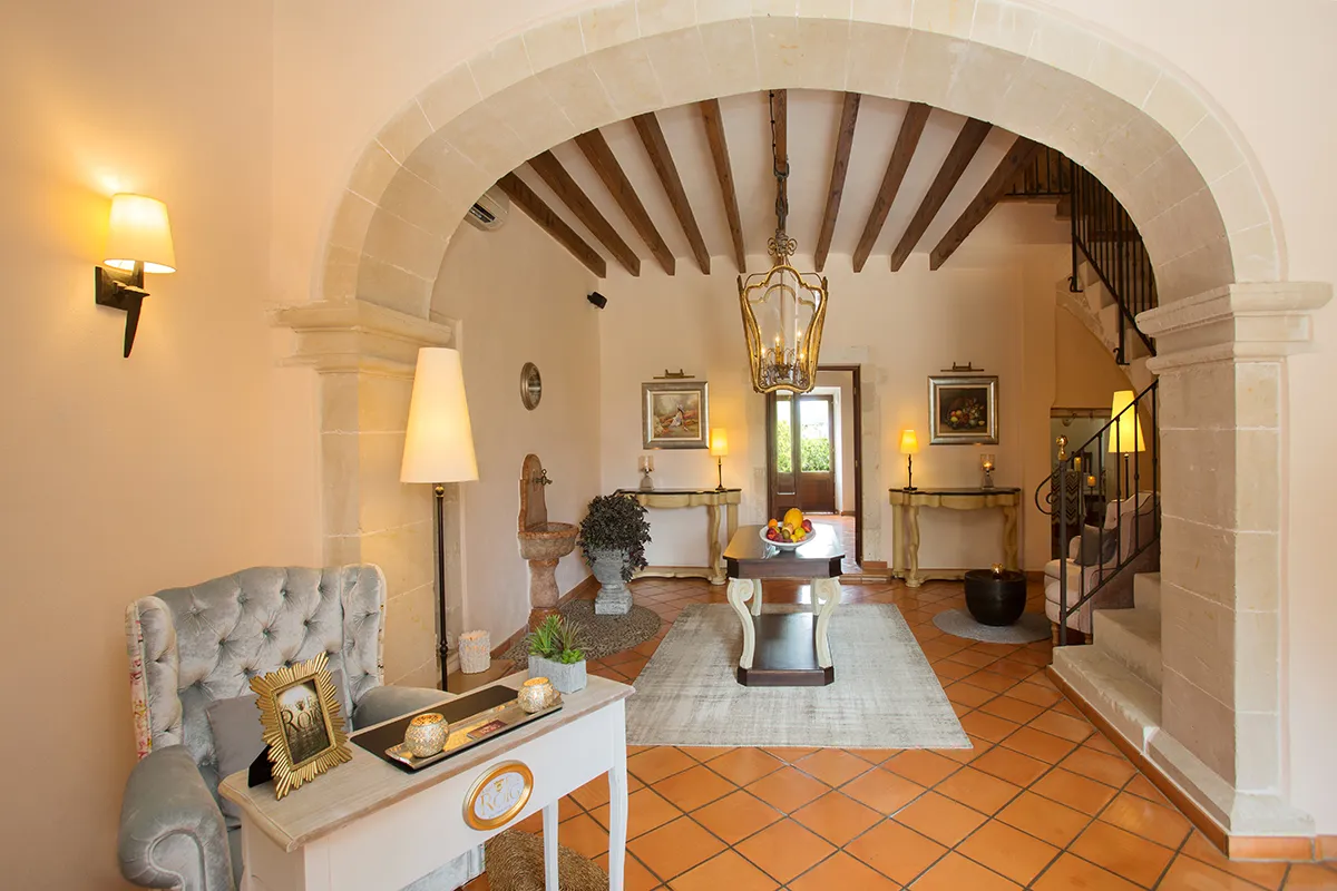Mallorca-Hotel-Maria-de-Salud-Font-y-Roig-Lobby
