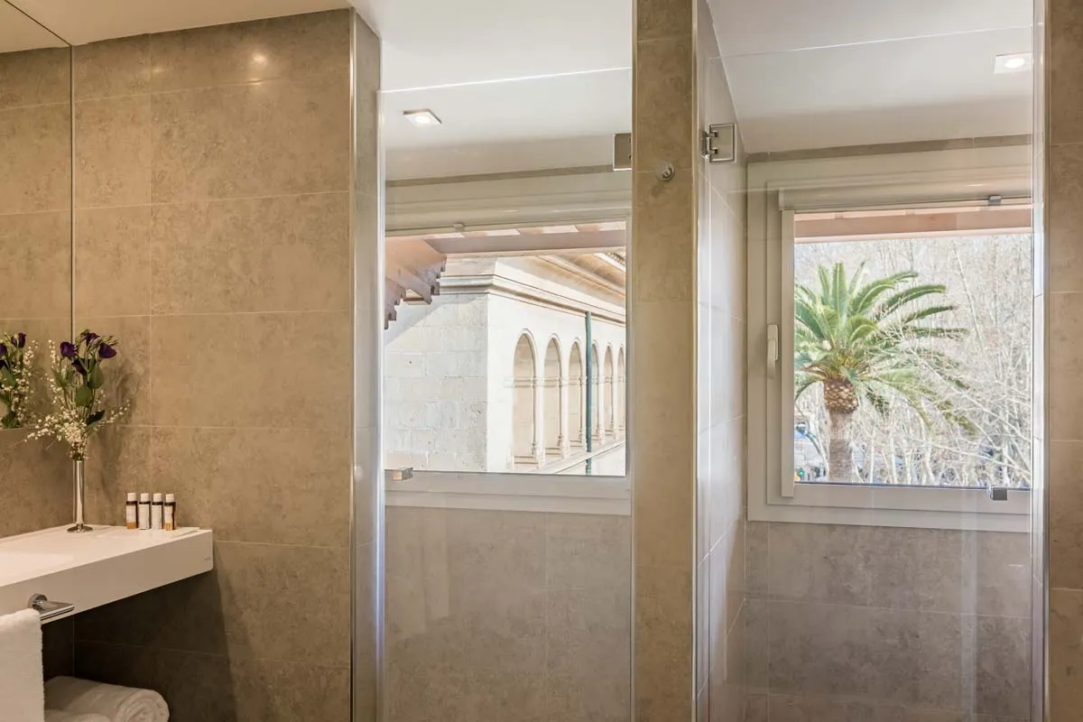 Mallorca Hotels Palma Can Alomar Junior Suite Bad
