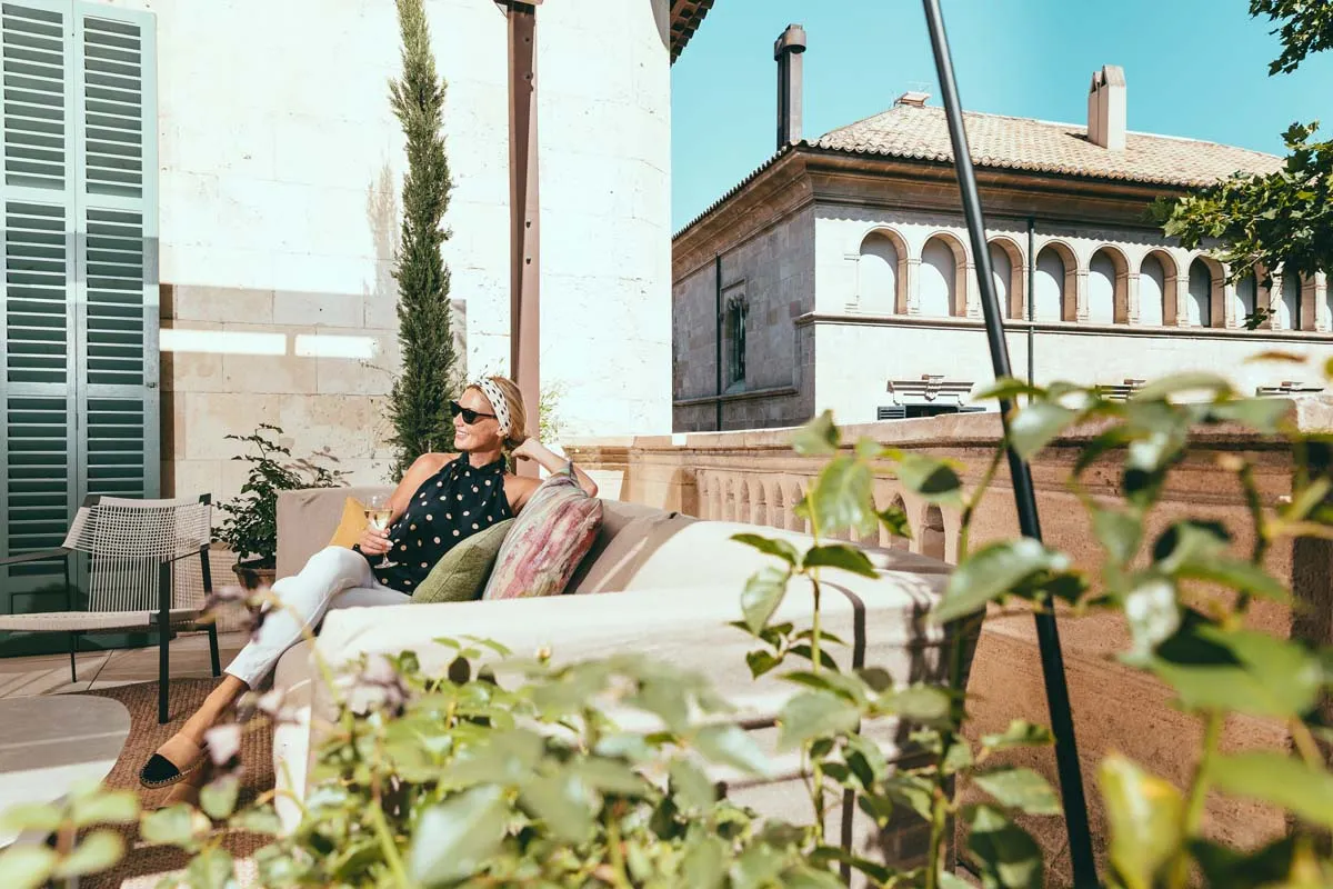 Mallorca Hotels Palma Can Alomar Bar Modell