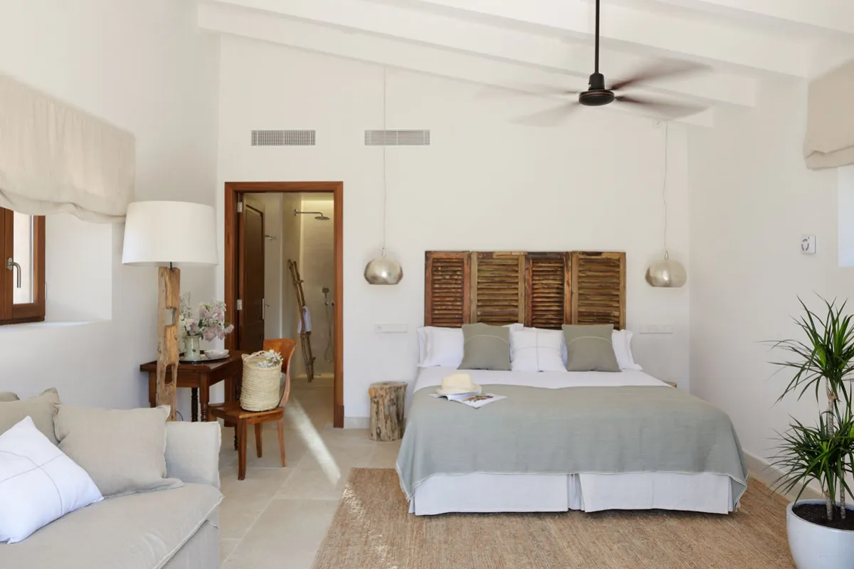 Mallorca Hotels Santanyi Cal Reiet Deluxe Zimmer mit Sofa