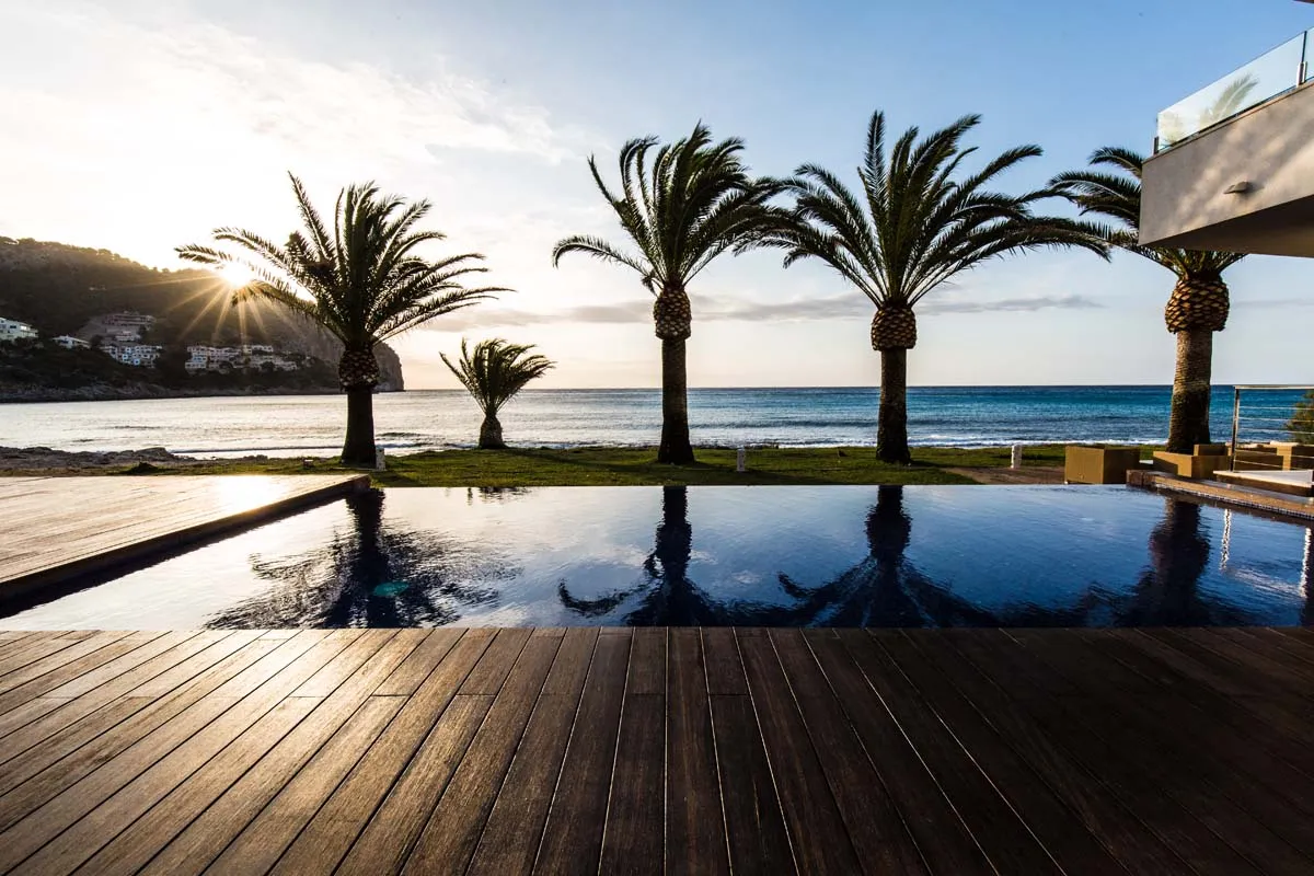 Mallorca Hotels am Strand Canyamel Hotel Melbeach Pool mit Palmen