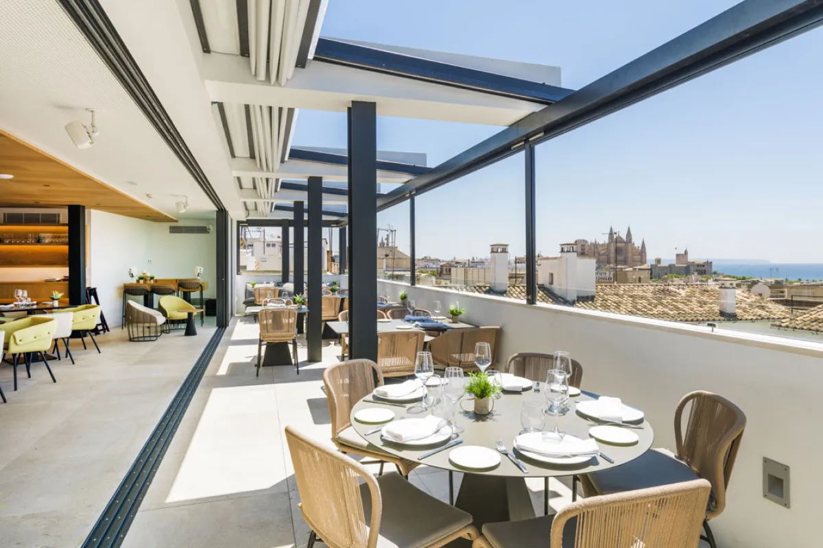 Mallorca-Hotels-Palma-Nakar-Restaurant-Terrasse