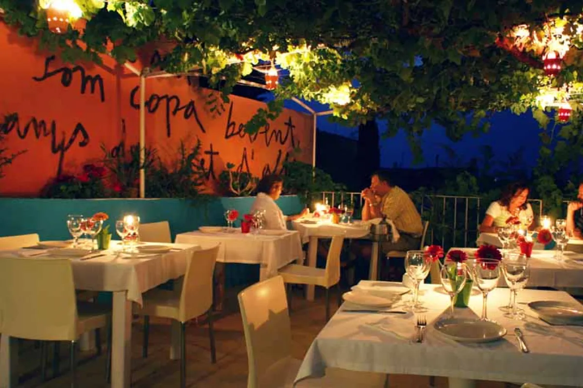 Mallorca Restaurants Palma Ca Na Toneta Caimari Abends Terrasse