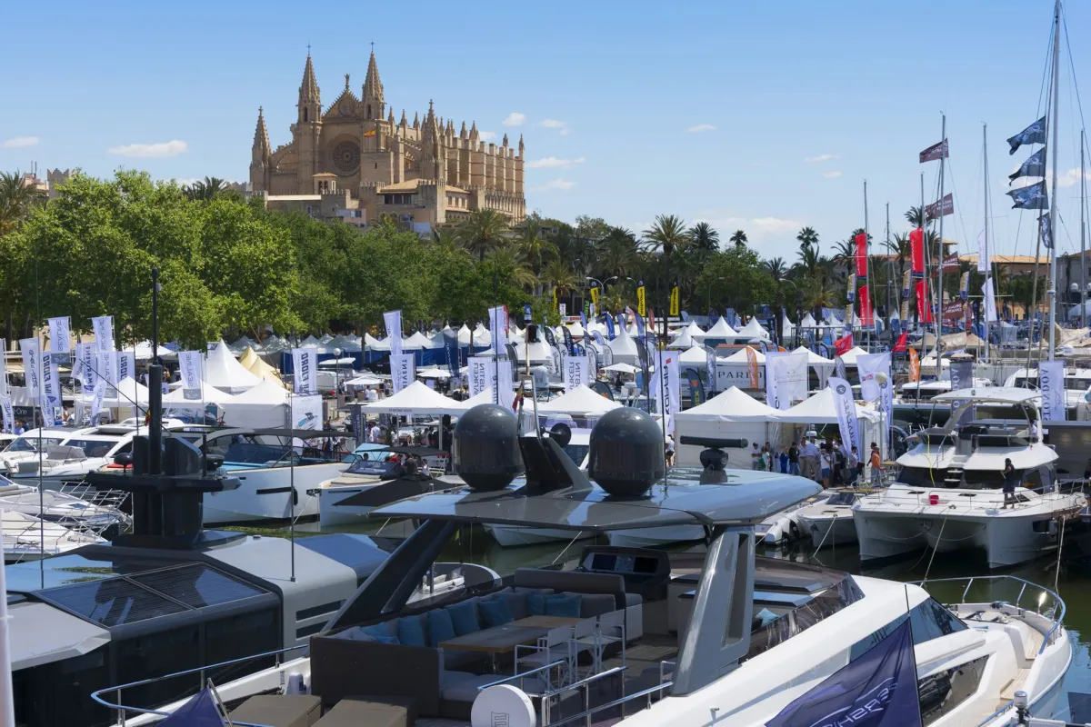 Mallorca Restaurants Palma Can Eduardo Fischrestaurant Blick von Terrasse