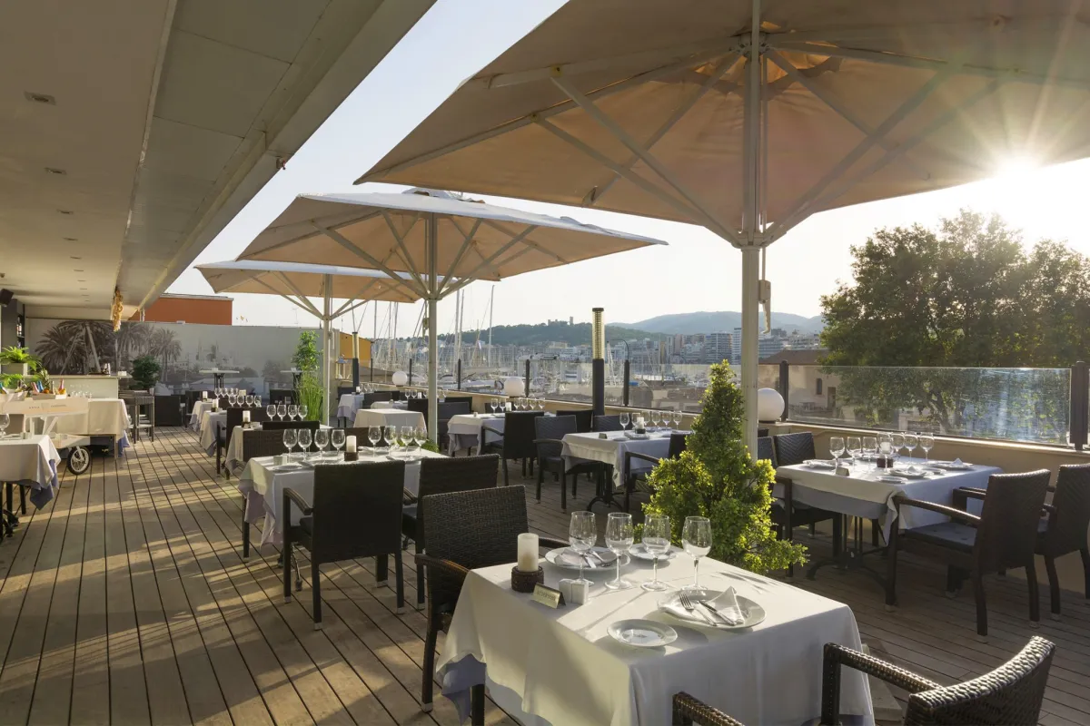 Mallorca Restaurants Palma Can Eduardo Fischrestaurant Terrasse