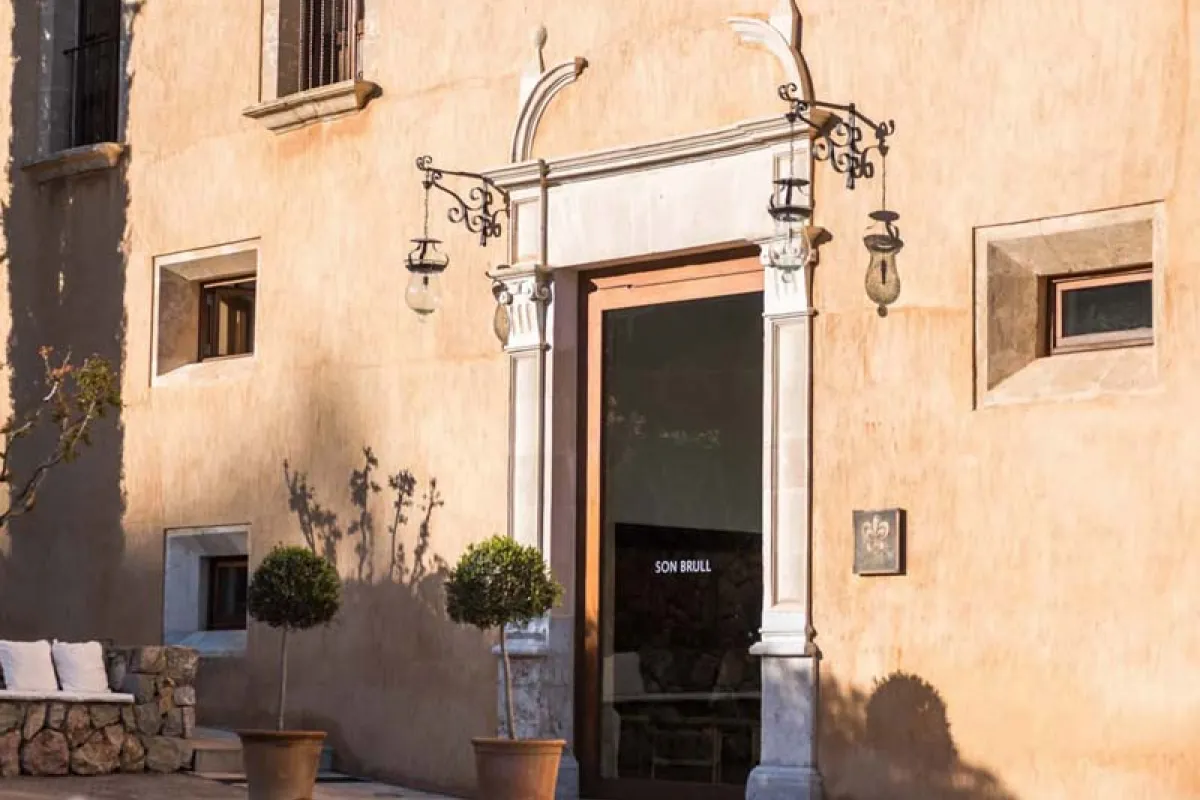 Mallorca Restaurants Pollenca 365 im Landhotel Son Brull Eingang