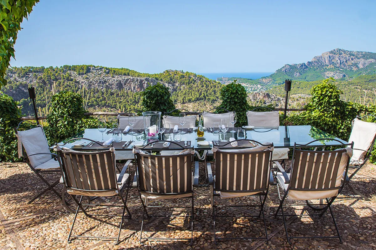 Mallorca Restaurants Seller Cas Xorc Tisch draussen