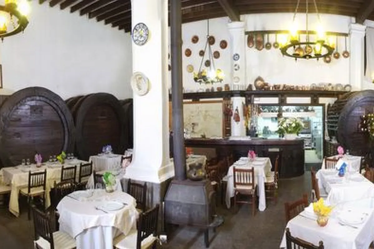 Mallorca Restaurants Inca Celler Can Amer innen