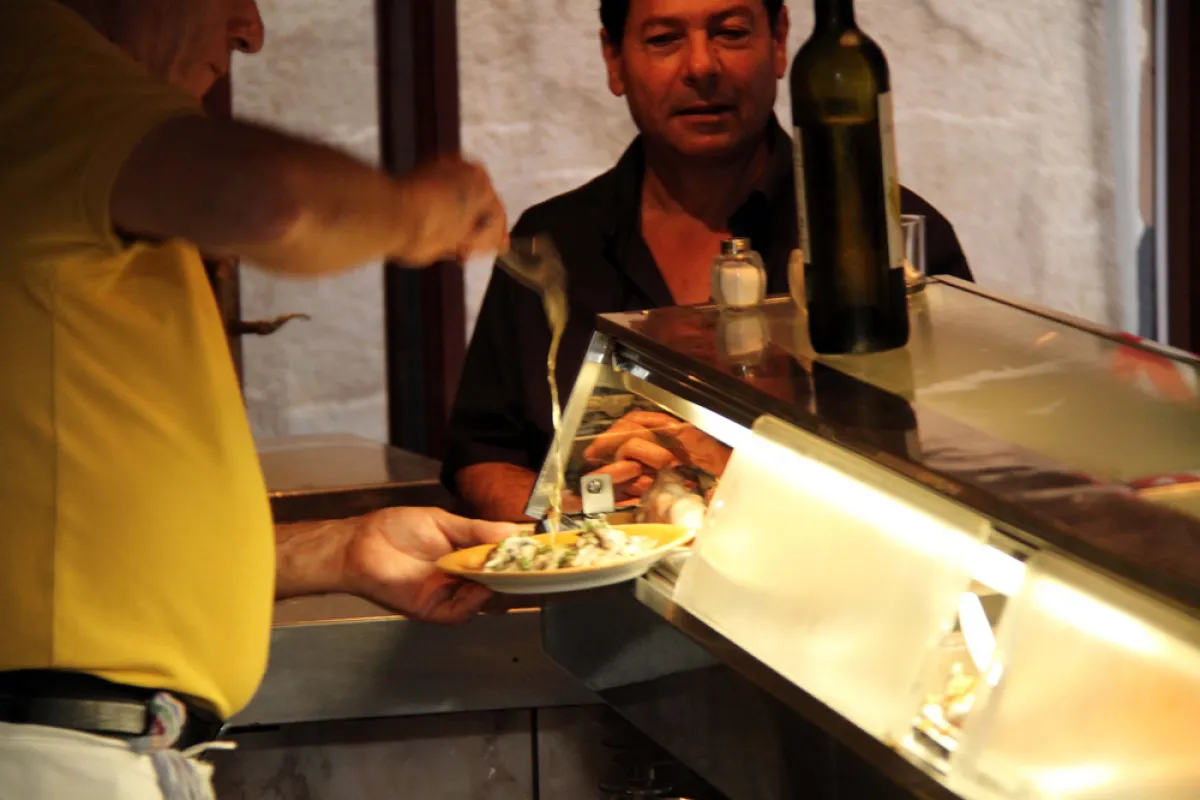 Mallorca Restaurants Palma Altstadt Bar Dia Tapas Tresen