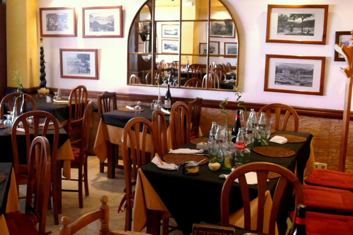 Mallorca Restaurant Port de Soller Domenico innen
