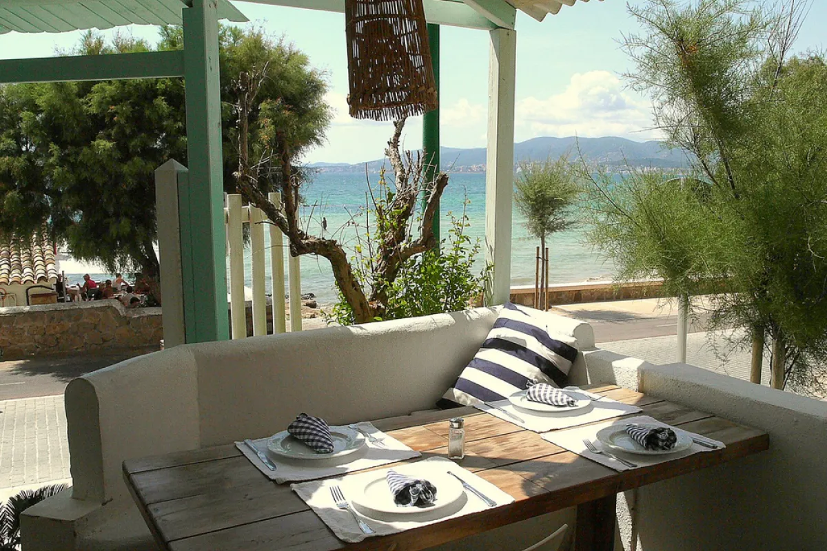 Mallorca Restaurant Ciutat Jardi Palma Italienisch Almare Meerblick