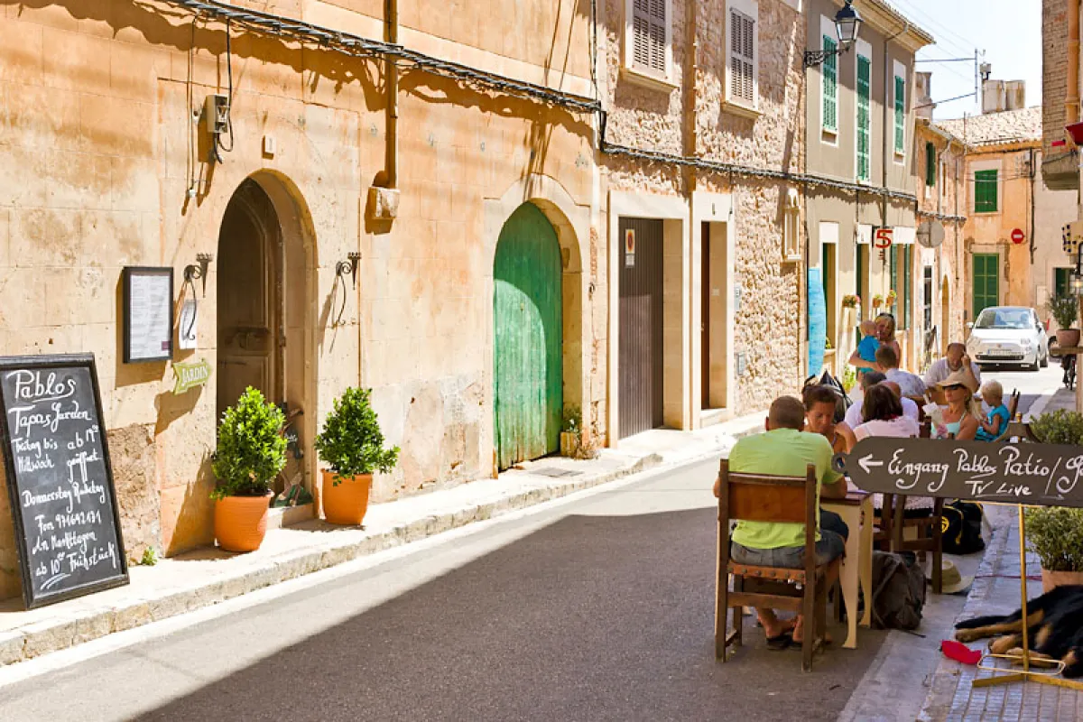 Mallorca Restaurants Santanyi Cafe Bistro Pablo tagsüber