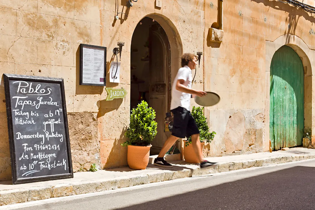 Mallorca Restaurants Santanyi Cafe Bistro Pablo Eingang