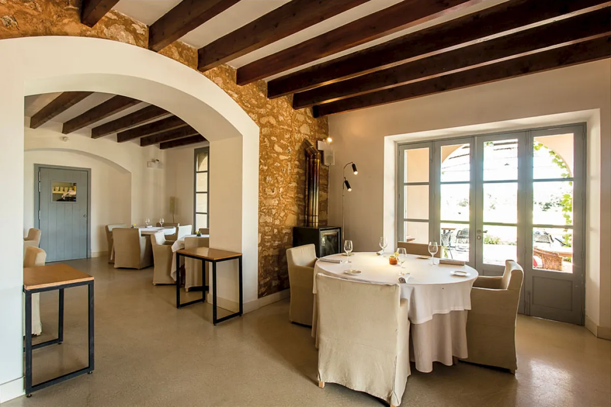 Mallorca Restaurants Capdepera Andreu Genestra Innen