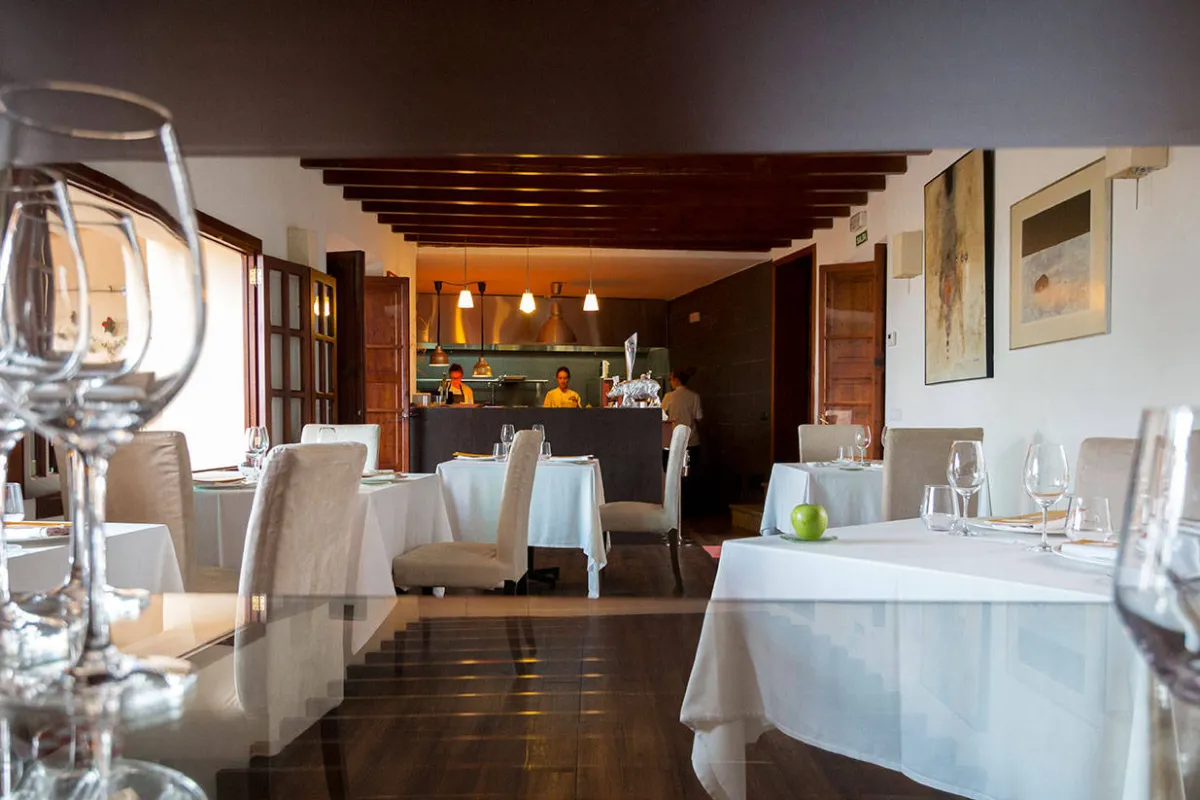Mallorca Restaurants Selva Restaurante Miceli Gastraum