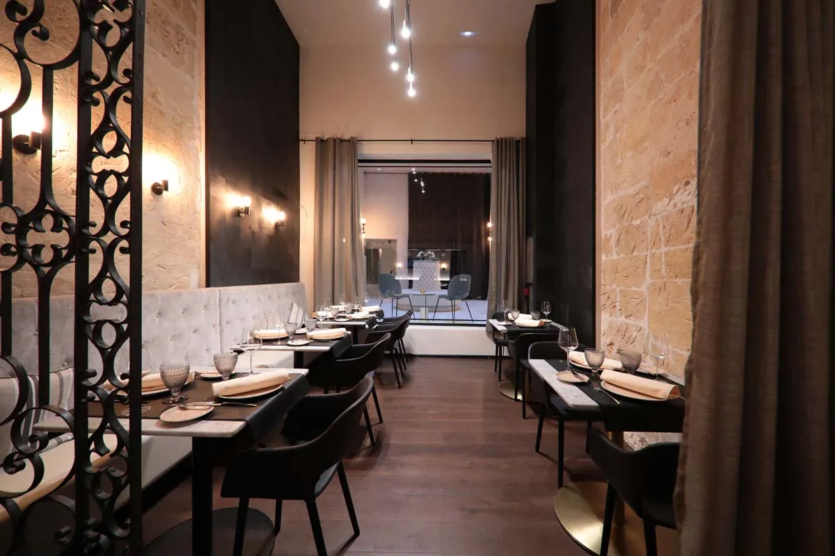 Mallorca Restaurant Palma Altstadt Restaurant Equus Summum Hotel Gastsaal