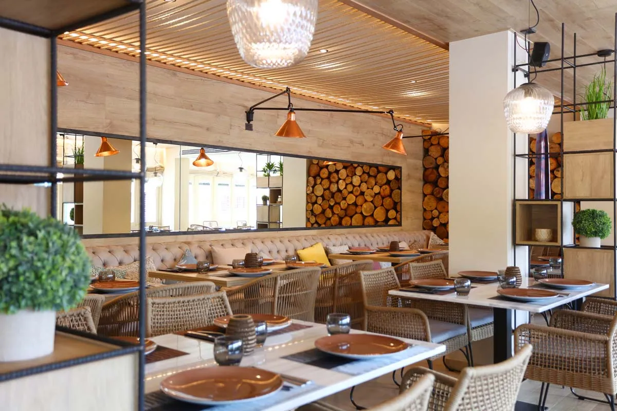 Mallorca Restaurants Palma Cala Mayor La Greppia Innenansicht